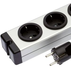 SERIE_4_SilentSocket4